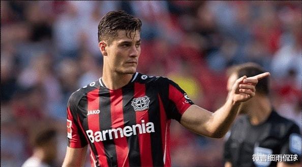 单板滑雪男 单板滑雪男