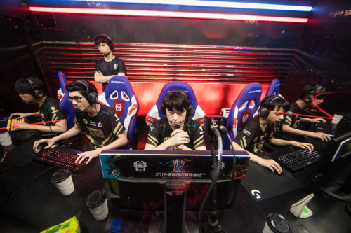 综上所述 综上所述